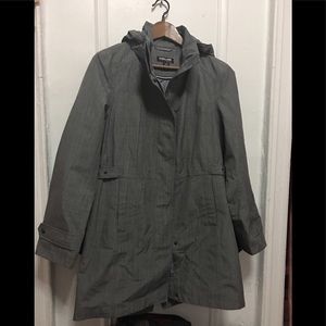 Women’s coat.